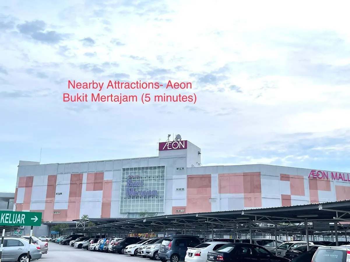 Holiday home Home36#8Pax#4Bedroom#Nearaeonalma#Mcd Bukit Mertajam