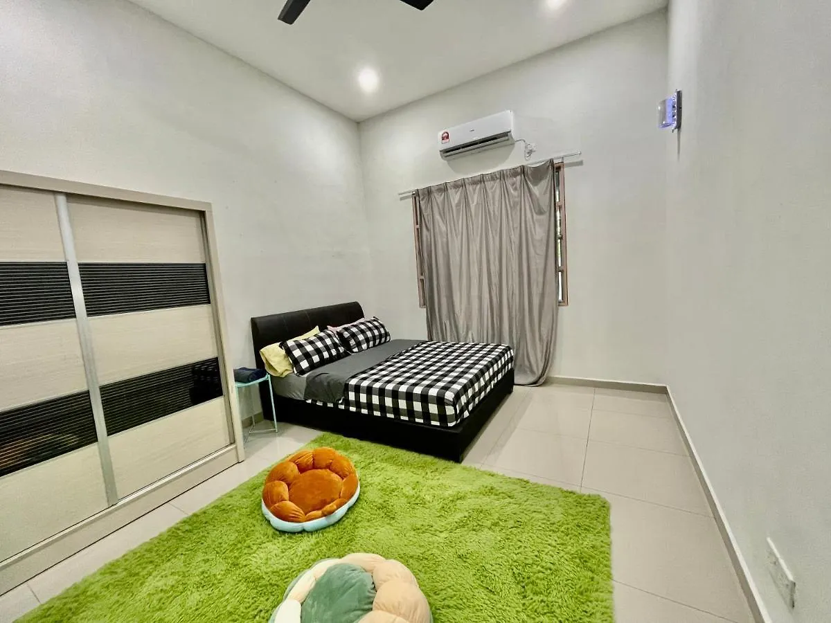 Holiday home Home36#8Pax#4Bedroom#Nearaeonalma#Mcd Bukit Mertajam